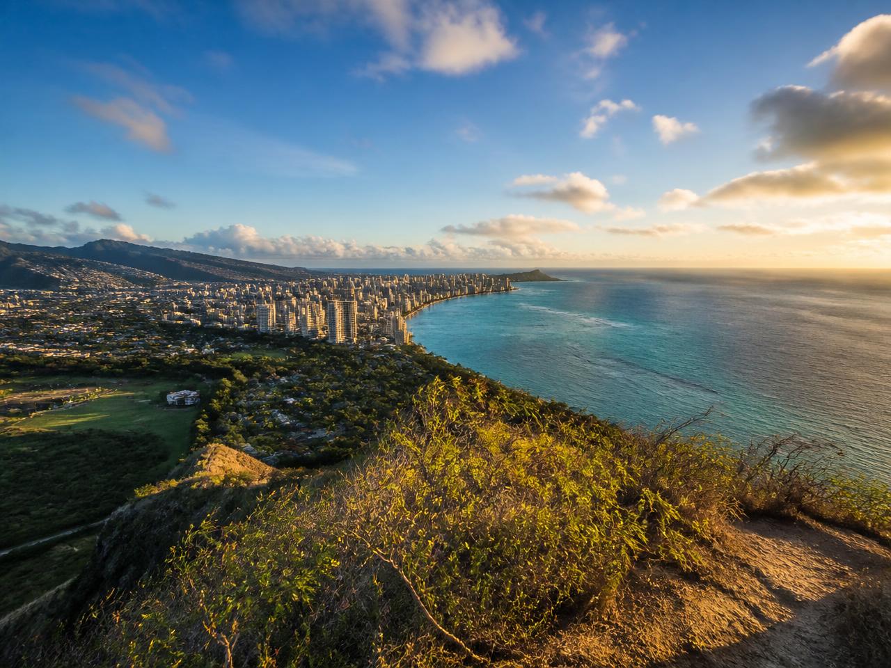 View of Diamond Head Lookout on Oʻahu