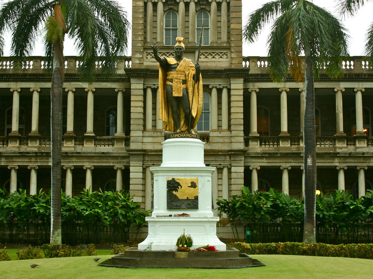 View of King Kamehameha Statue on Oʻahu